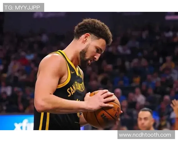 克莱汤普森：勇士队的三分神射手与篮球传奇之路